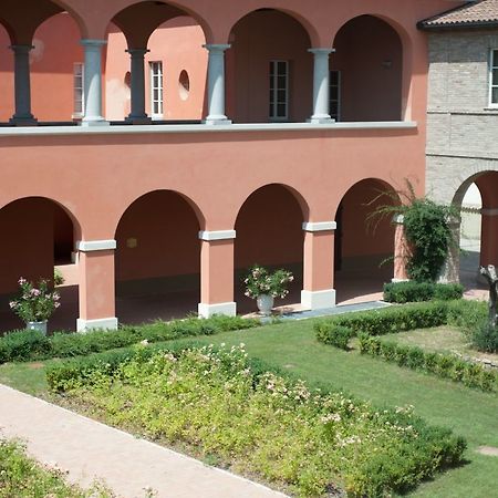 Matilde Di Canossa Golf Spa & Hotel Resort Реджонель-Эмилия Экстерьер фото