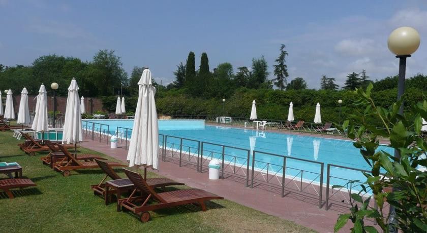 Matilde Di Canossa Golf Spa & Hotel Resort Реджонель-Эмилия Экстерьер фото